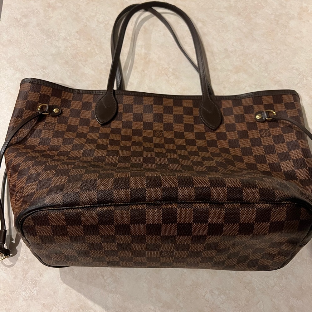 Authentic LV never full